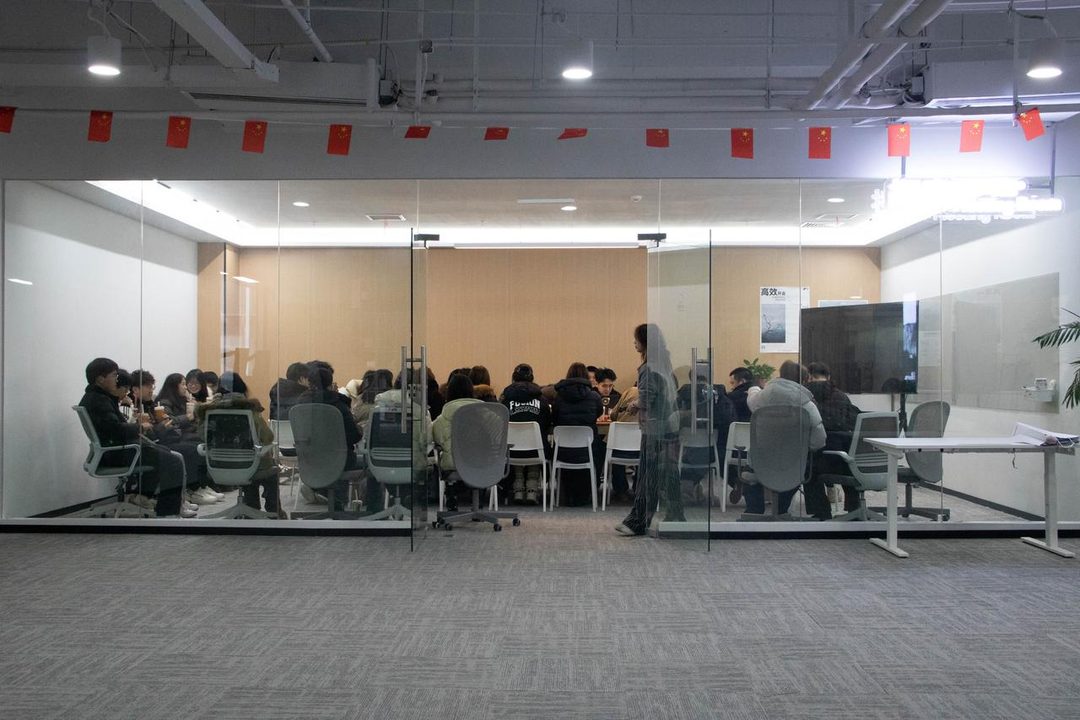 拯救 HMI 年会现场